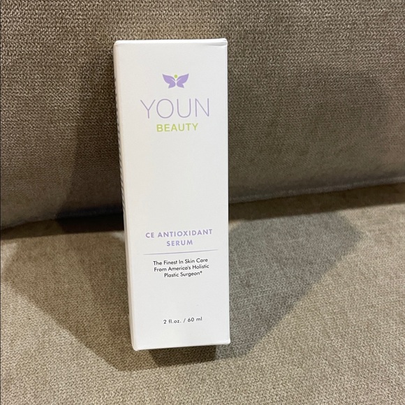 CE Antioxidant Serum - White
